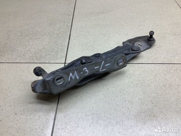 Петля крышки багажника левая Mazda 3 BK LF5002300A