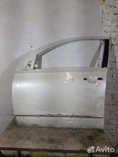 Дверь передняя левая Nissan Qashqai J10