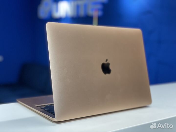 MacBook Air 13