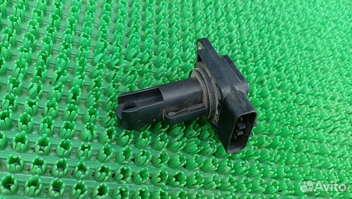 Датчик расхода воздуха (дмрв) Subaru Tribeca B9