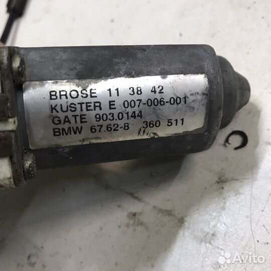 Стеклоподъемник эл. задний R BMW 5 E39