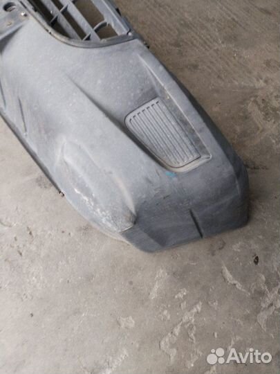 Бампер передний Volkwagen Crafter 2.5 2010