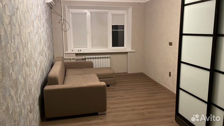 Угловой диван б/у