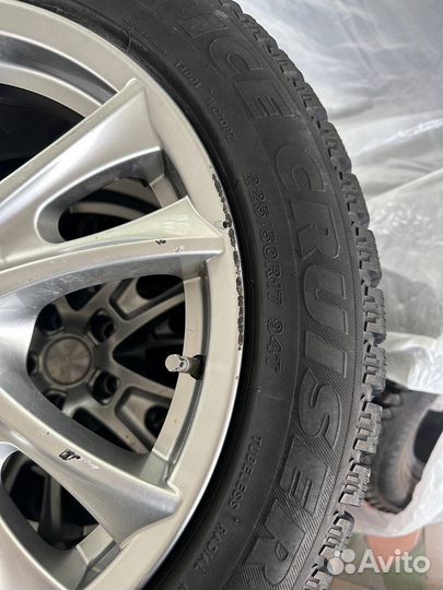 Зимние колеса Bridgestone R17 Skoda