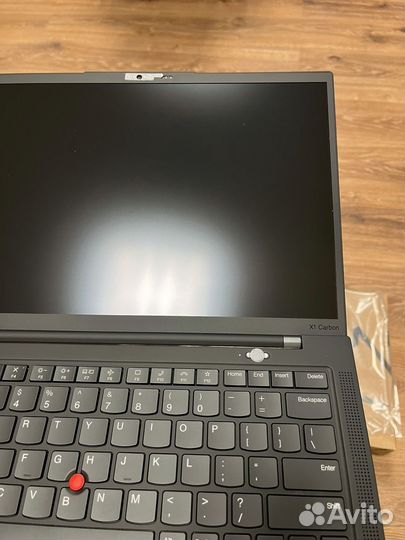 Lenovo Thinkpad x1 carbon gen 10 (i7-16-256-New)