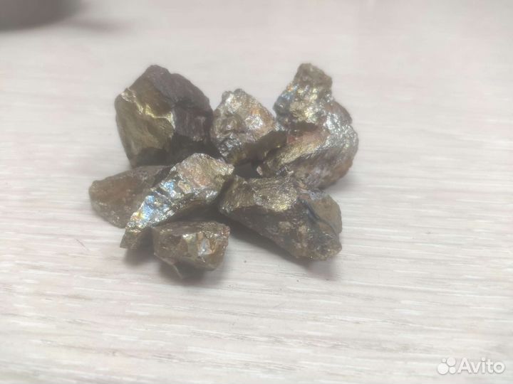 Продам минерал пирит