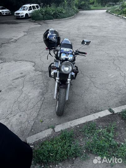Продам Honda cb-1