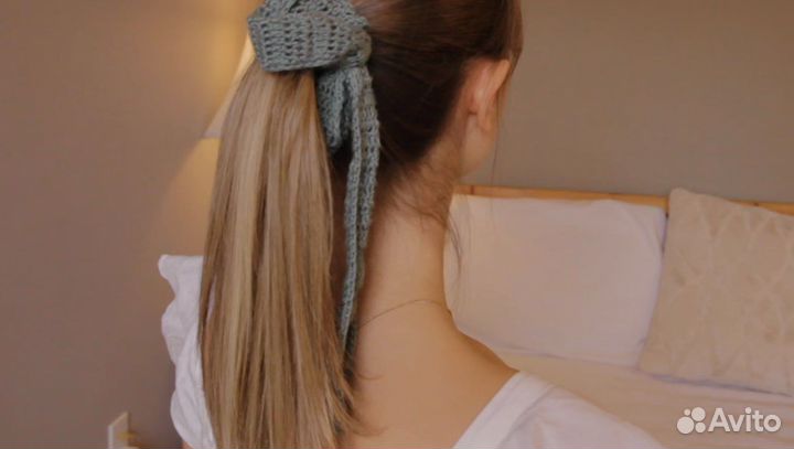 Повязка на голову вязаная