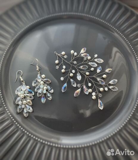 Украшение на волосы