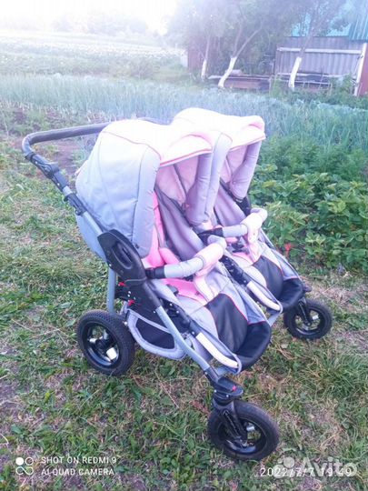 Коляска для двойни
