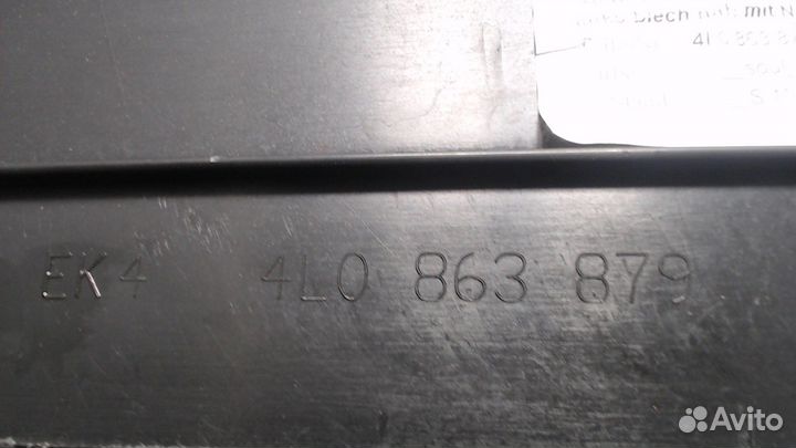 Обшивка пространства багажника Audi Q7, 2007