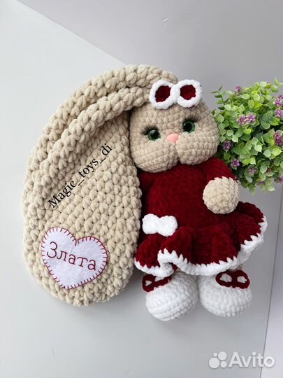 Зайка вязаная именная с метрикой плюшевая игрушка