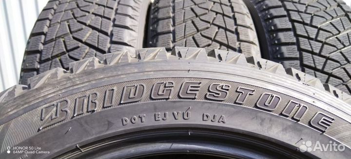 Bridgestone Blizzak DM-Z3 255/50 R19