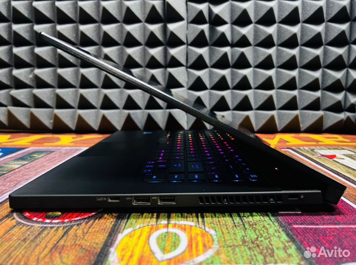 Тонкий игровой asus Zephyrus RTX 2060 / Core i7