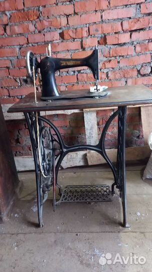 Антикварная и винтажная мебель