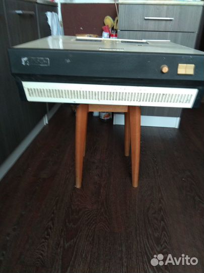 Воздухоочититель для кухонь эектрииеский бытовой