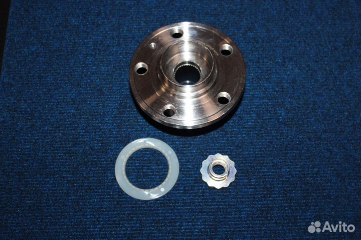 Ступичный подшипник передний Polo Rapid Fabia