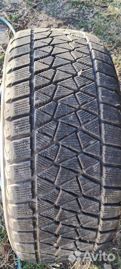 Bridgestone Blizzak DM-V2 265/50 R20