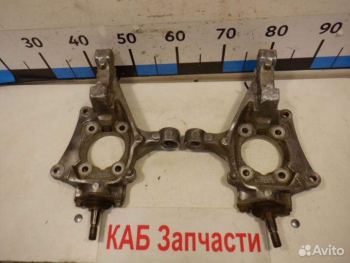 Кулак передний Volvo V70 D5244T 2000-2007 годов