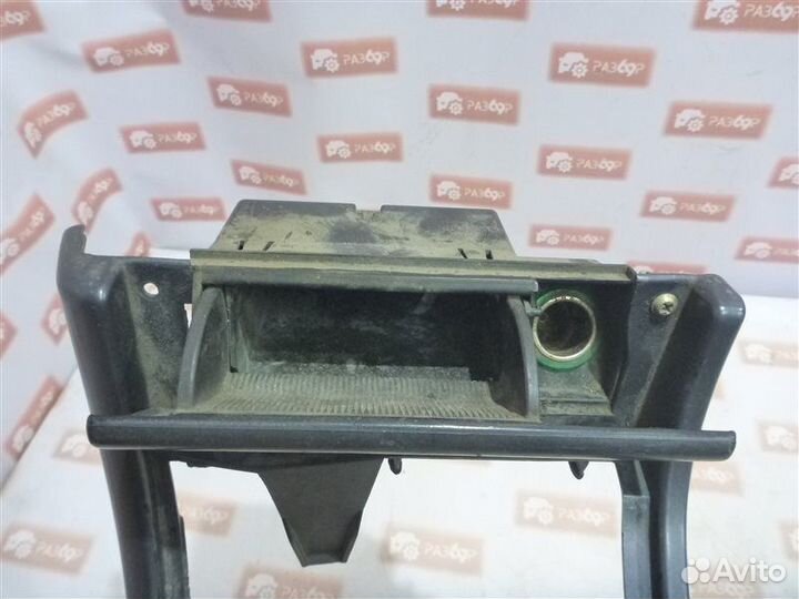 Центральная консоль Ford Mondeo GBP L1F 1993