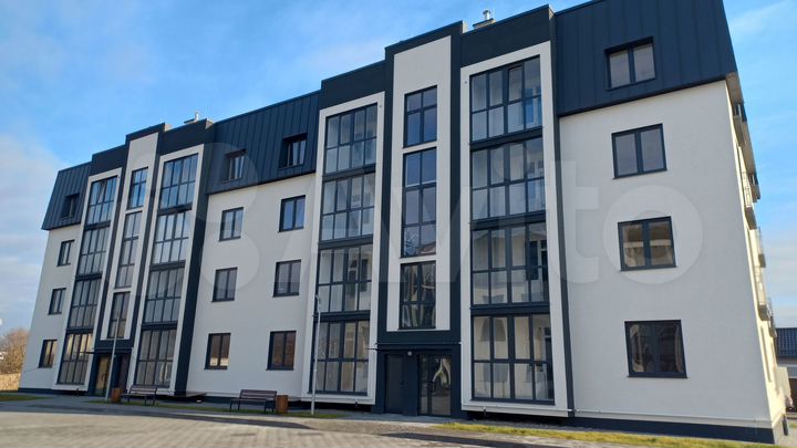 2-к. квартира, 65 м², 2/4 эт.