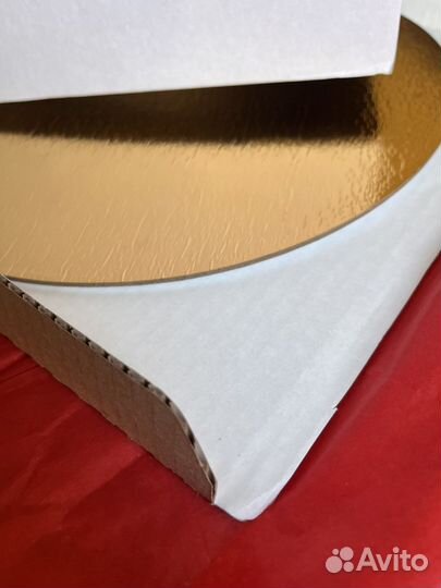 Коробка для торта с подложкой