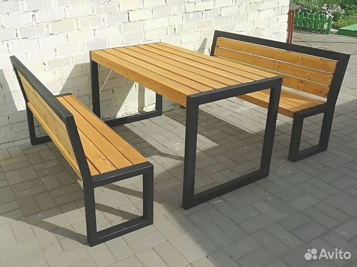 Стол уличный