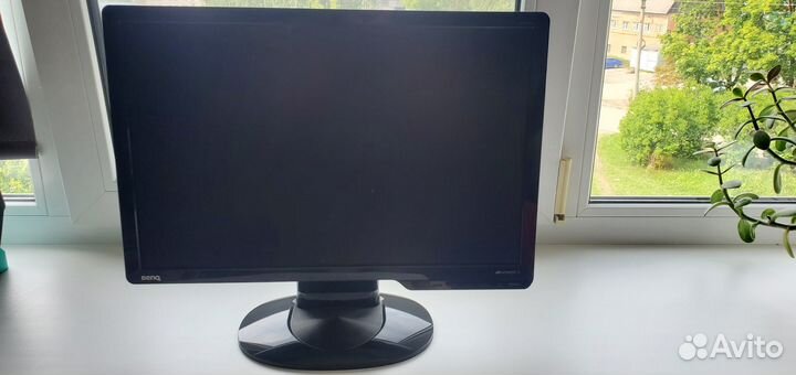 Продаю монитор 19