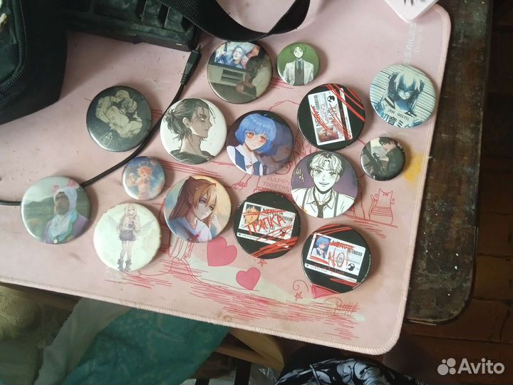 Аниме значки