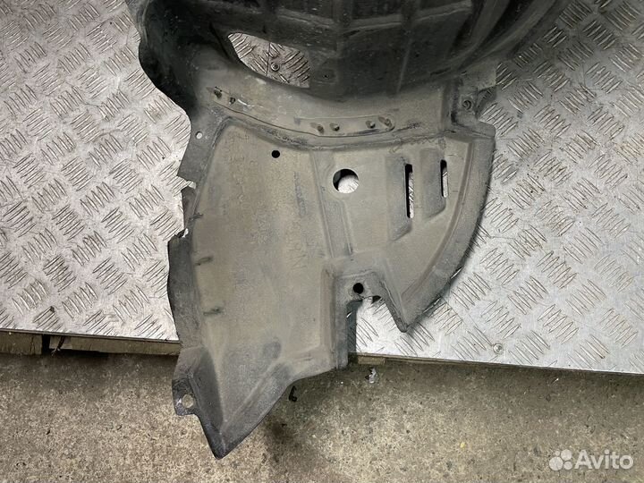 Подкрылок передний левый Lexus GS (3)
