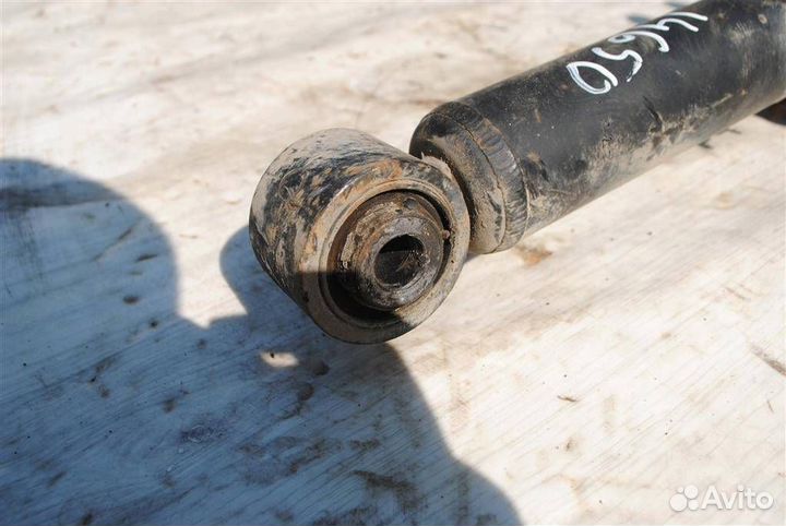 Амортизатор передний Киа Соренто Kia Sorento 1 BL