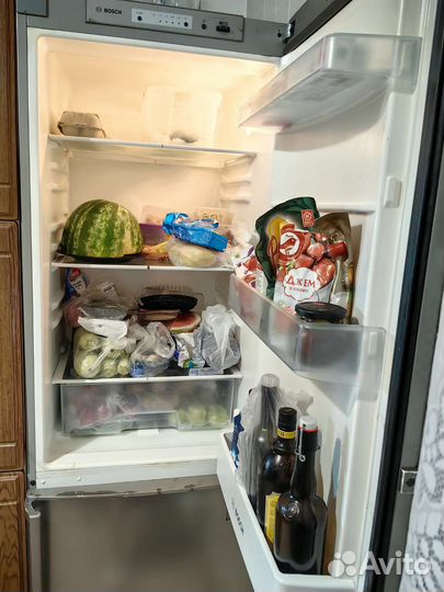 Холодильник Bosch в рабочем состоянии