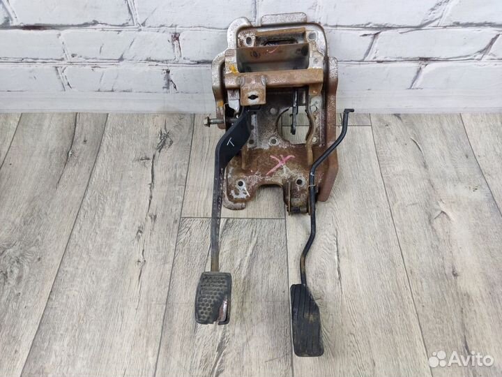 Педальный узел Matiz Матиз