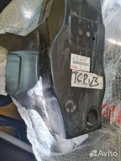 Стойка кузова пер левая Rav 4 aca30