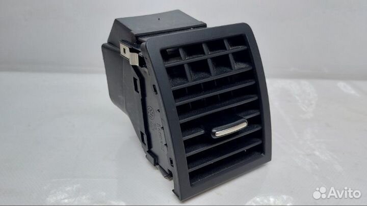 Дефлектор передний левый Volkswagen Touareg 7L 3.6