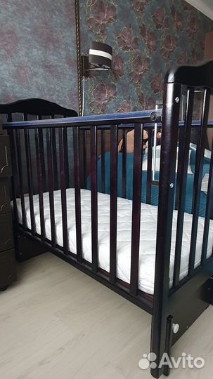 Детская кроватка
