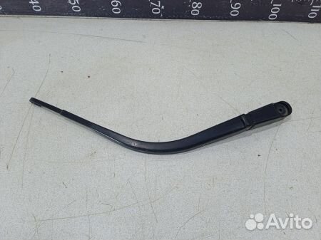 Поводок стеклоочистителя задний