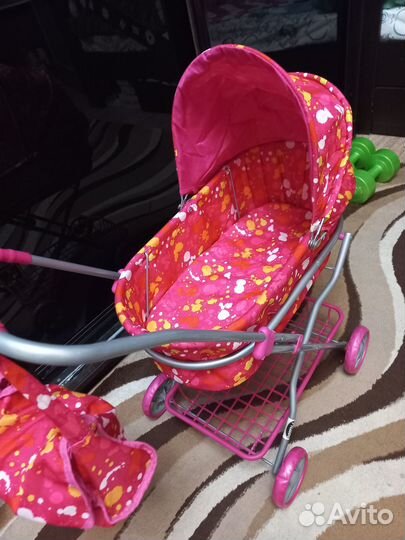 Игрушечная коляска для кукол