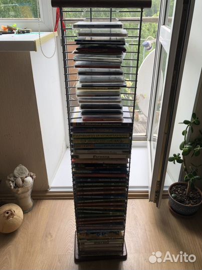 Стойка для cd dvd дисков + dvd плеер