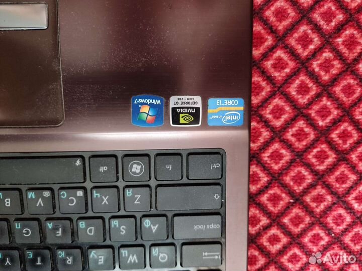 Ноутбук asus