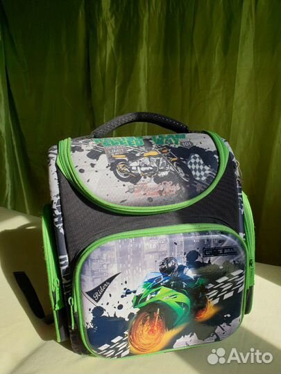 Ортопедический рюкзак школьника в отличном состоян