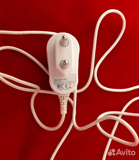 Зарядное устройство для iPod Nano 4