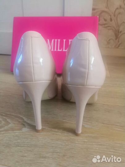 Лакированные туфли женские