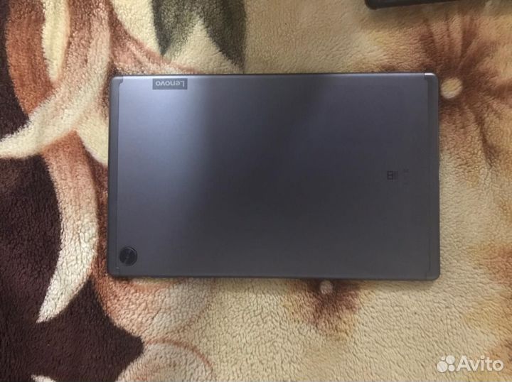 Lenovo tab m10 fhd plus