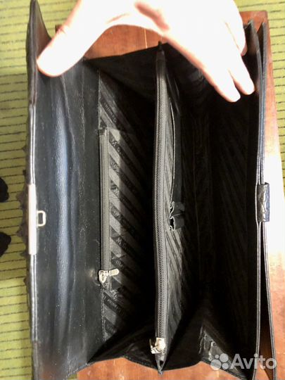 Кожаный портфель