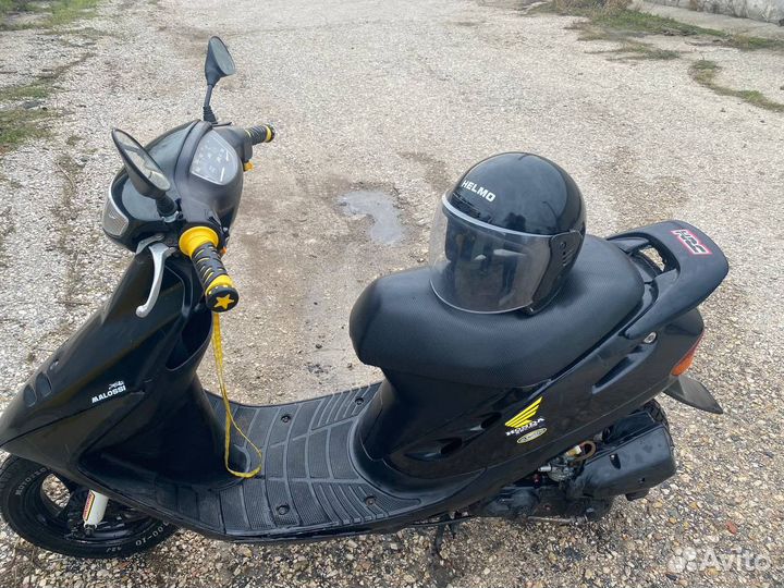 Мопед Honda dio AF 28
