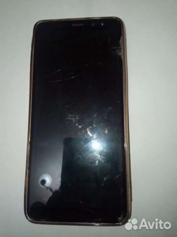 Samsung A8 неисправен