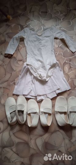 Купальник гимнастический с юбкой 122-128 и 2чешек