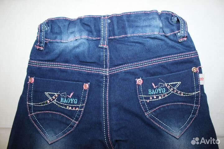 Джинсы с бабочкой