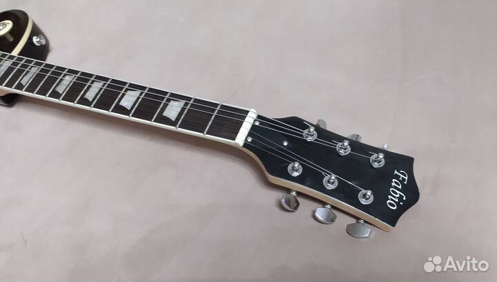 Gibson Les Paul копия. Электрогитара